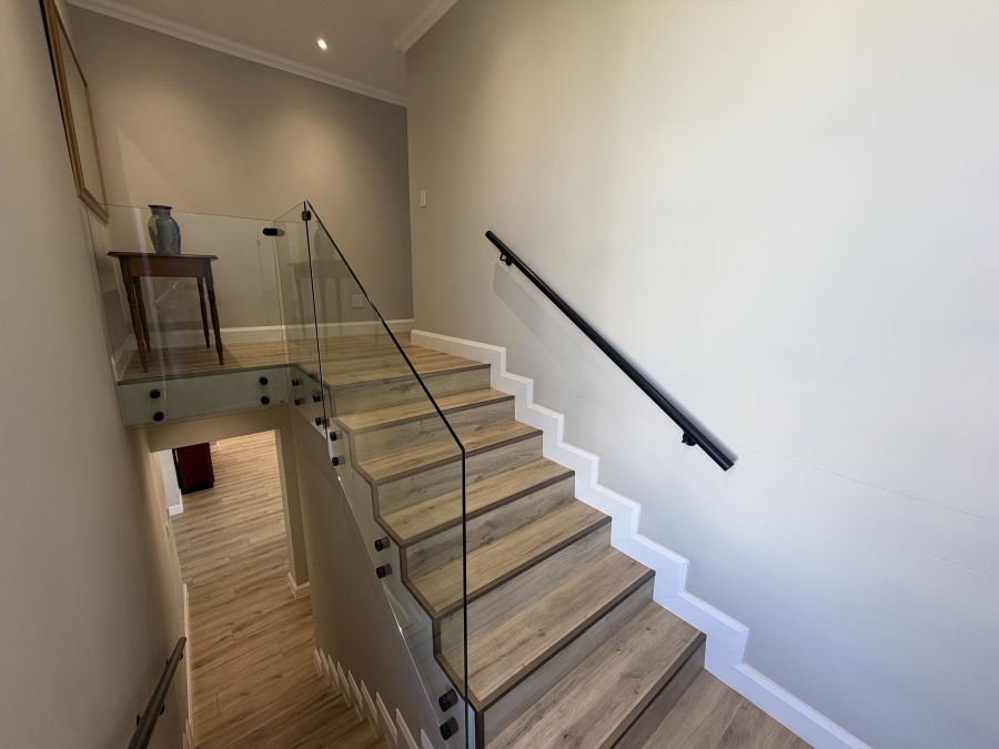 4 Bedroom Property for Sale in Kingswood Golf Estate Western Cape